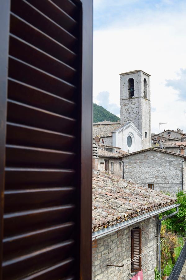 Bed and Breakfast Residenza Le Logge Gubbio Zewnętrze zdjęcie